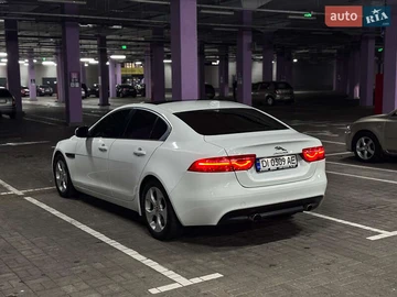 Авто Jaguar Xe 2016 № 8209102