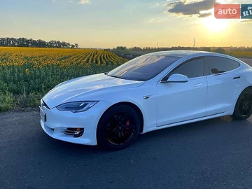 Авто Tesla Model S 2014 № 8209103