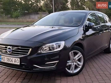 Авто Volvo V60 2014 № 8209131