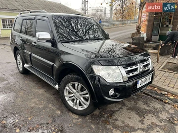Авто Mitsubishi Pajero Wagon 2012 № 8209140