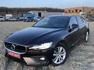 Авто Volvo V60 2020 № 8209154