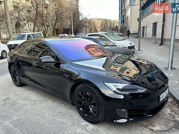 Авто Tesla Model S 2017 № 8209160