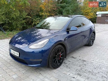 Авто Tesla Model Y 2023 № 8209239