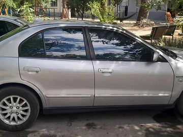 Авто Mitsubishi Galant 2000 № 8209299