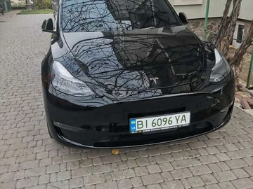 Авто Tesla Model Y 2023 № 8209576