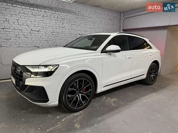 Авто Audi Q8 2020 № 8209605