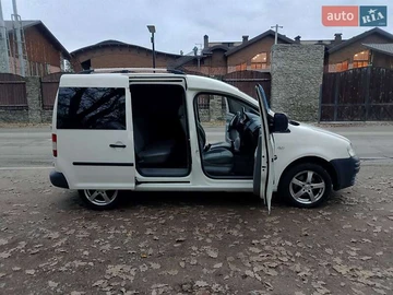 Авто Volkswagen Caddy 2004 № 8209616