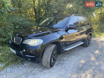 Авто BMW X5 2010 № 8209661