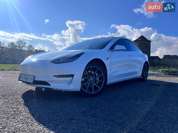 Авто Tesla Model 3 2020 № 8209707