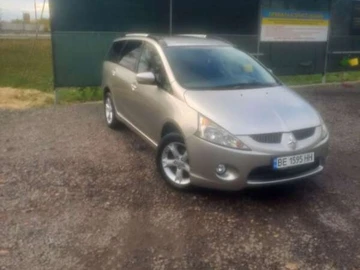Авто Mitsubishi Grandis 2008 № 8209761