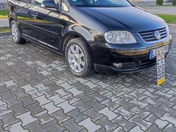 Авто Volkswagen Touran 2004 № 8209762