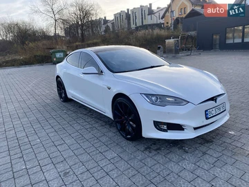 Авто Tesla Model S 2015 № 8209910