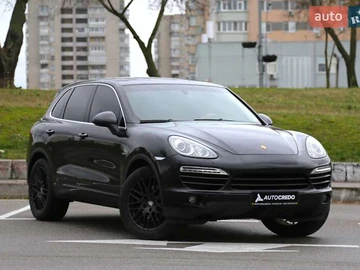 Авто Porsche Cayenne 2012 № 8209930