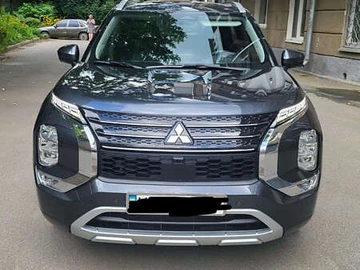 Авто Mitsubishi Outlander 2024 № 8209933