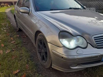 Авто Mercedes C-Class 2003 № 8210041