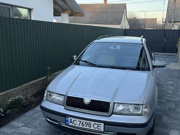 Авто Skoda Octavia 2001 № 8210042