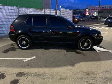 Авто Volkswagen Golf 2001 № 8210055