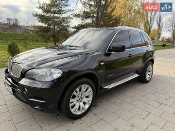 Авто BMW X5 2010 № 8210312