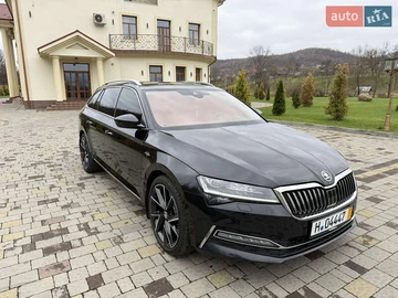 Авто Skoda Superb 2021 № 8210333
