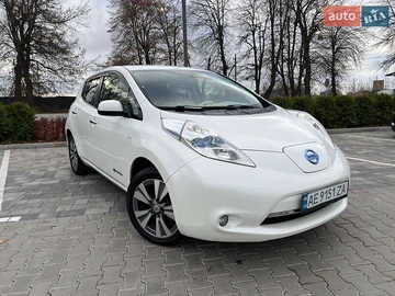 Авто Nissan Leaf 2013 № 8210832