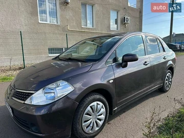 Авто Nissan Tiida 2008 № 8211053
