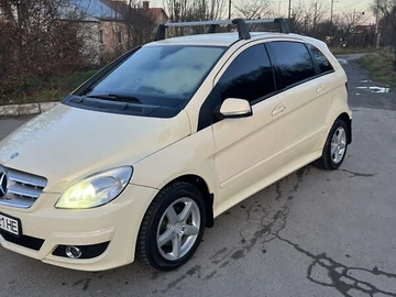 Авто Mercedes B-Class 2010 № 8211255