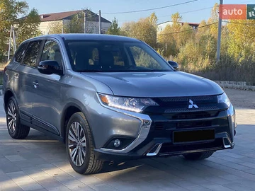 Авто Mitsubishi Outlander 2019 № 8211648
