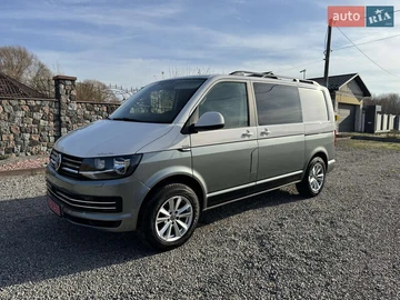 Авто Volkswagen Transporter 2018 № 8211813