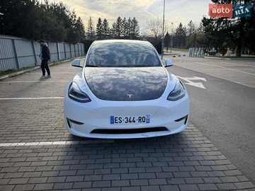 Авто Tesla Model Y 2023 № 8211953
