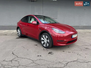 Авто Tesla Model Y 2023 № 8211956