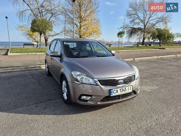 Авто KIA Ceed 2010 № 8212142
