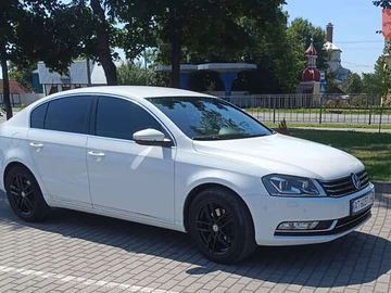 Авто Volkswagen Passat 2013 № 8212256