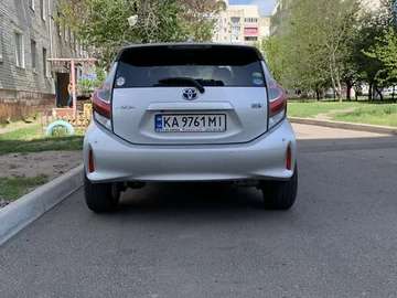 Авто Toyota Aqua 2019 № 8212272