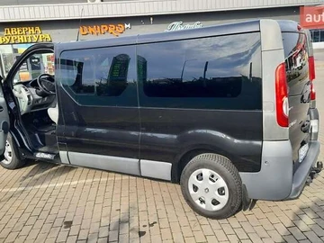Авто Renault Trafic 2011 № 8212311