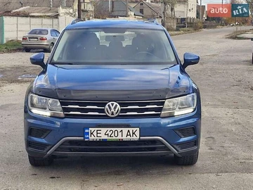 Авто Volkswagen Tiguan 2019 № 8212323