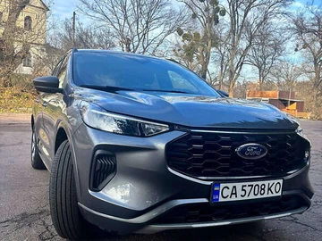 Авто Ford Escape 2024 № 8212356