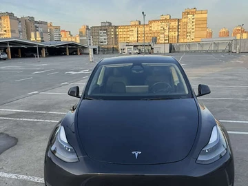 Авто Tesla Model Y 2024 № 8212375