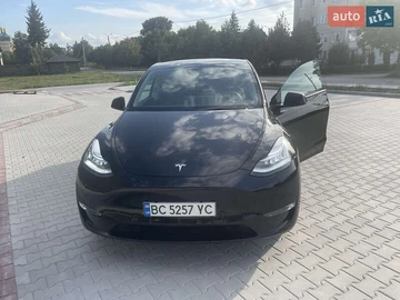Авто Tesla Model Y 2021 № 8212385
