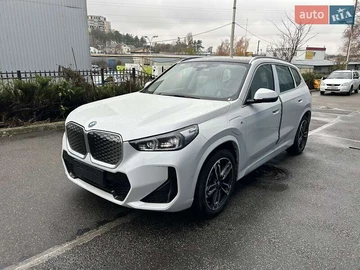 Авто BMW Ix1 2025 № 8212494