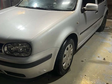 Авто Volkswagen Golf 2001 № 8212545