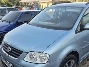 Авто Volkswagen Touran 2006 № 8212673