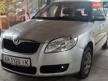 Авто Skoda Fabia 2009 № 8212756