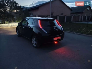 Авто Nissan Leaf 2012 № 8212802