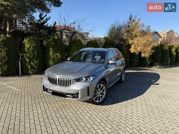 Авто BMW X5 2023 № 8212809