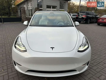 Авто Tesla Model Y 2023 № 8212955