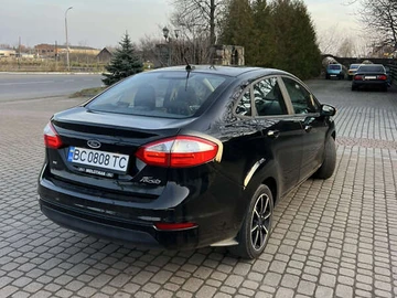 Авто Ford Fiesta 2015 № 8212974