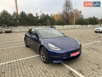 Авто Tesla Model 3 2021 № 8213119