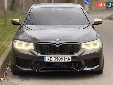 Авто BMW 5 Series 2020 № 8213127