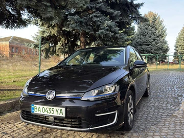 Авто Volkswagen E-Golf 2014 № 8213231
