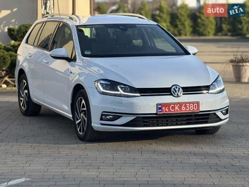 Авто Volkswagen Golf 2018 № 8213304